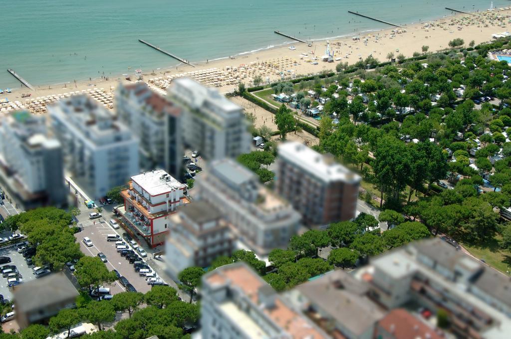 Hotel Midi Lido di Jesolo Eksteriør billede